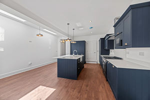 Kitchen/Dining/Family Room- click for photo gallery